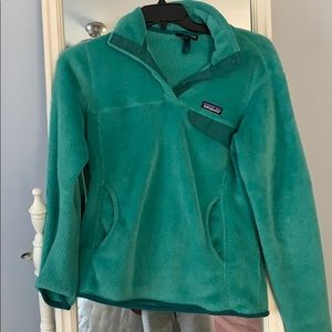 Green Patagonia women's fleece jacket
